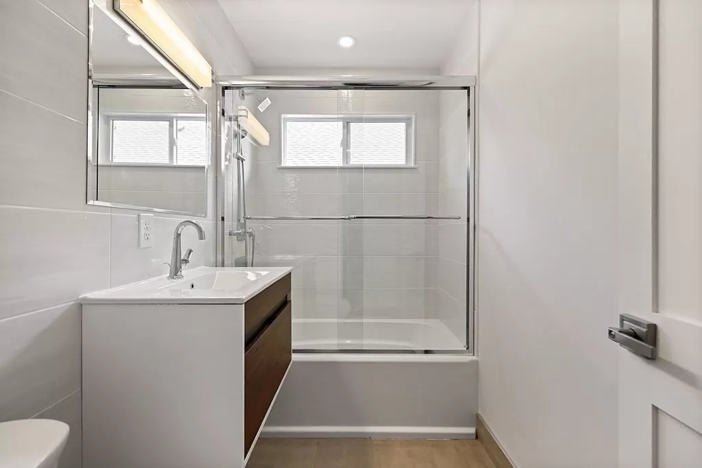 111 Highland Ave, Watertown