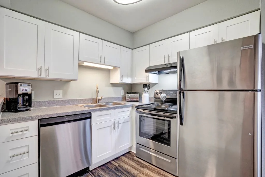 10698 Briar Forest Dr., Houston, TX - 1,300 USD/ month