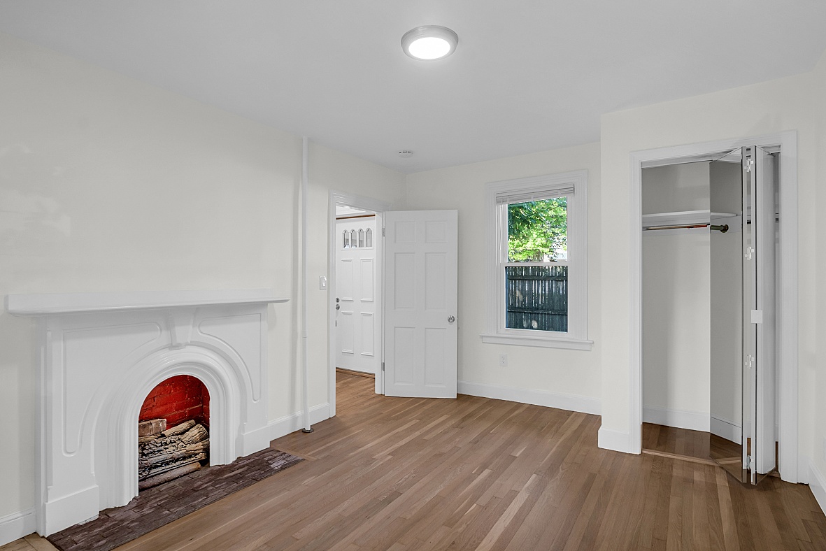 598 East 7th St, South Boston