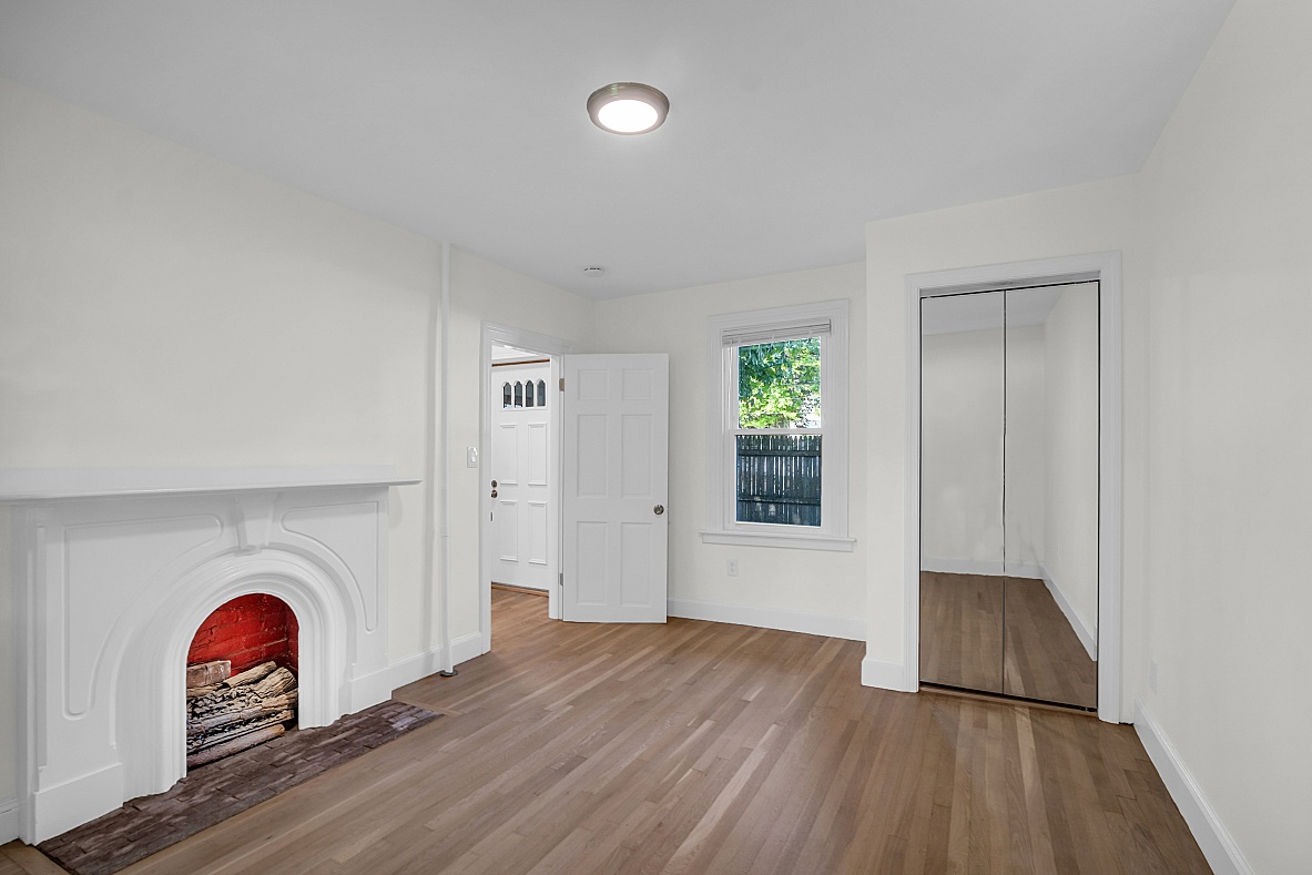 598 East 7th St, South Boston