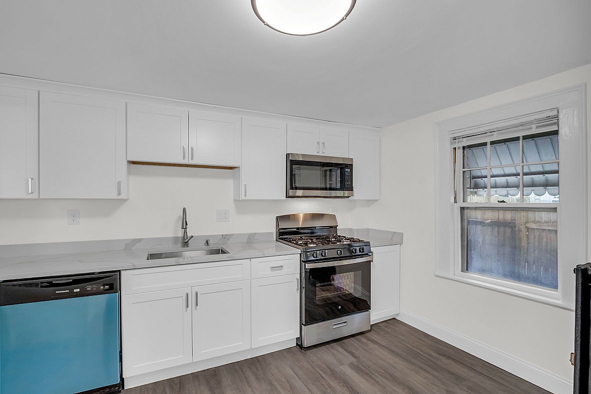 598 East 7th St, South Boston