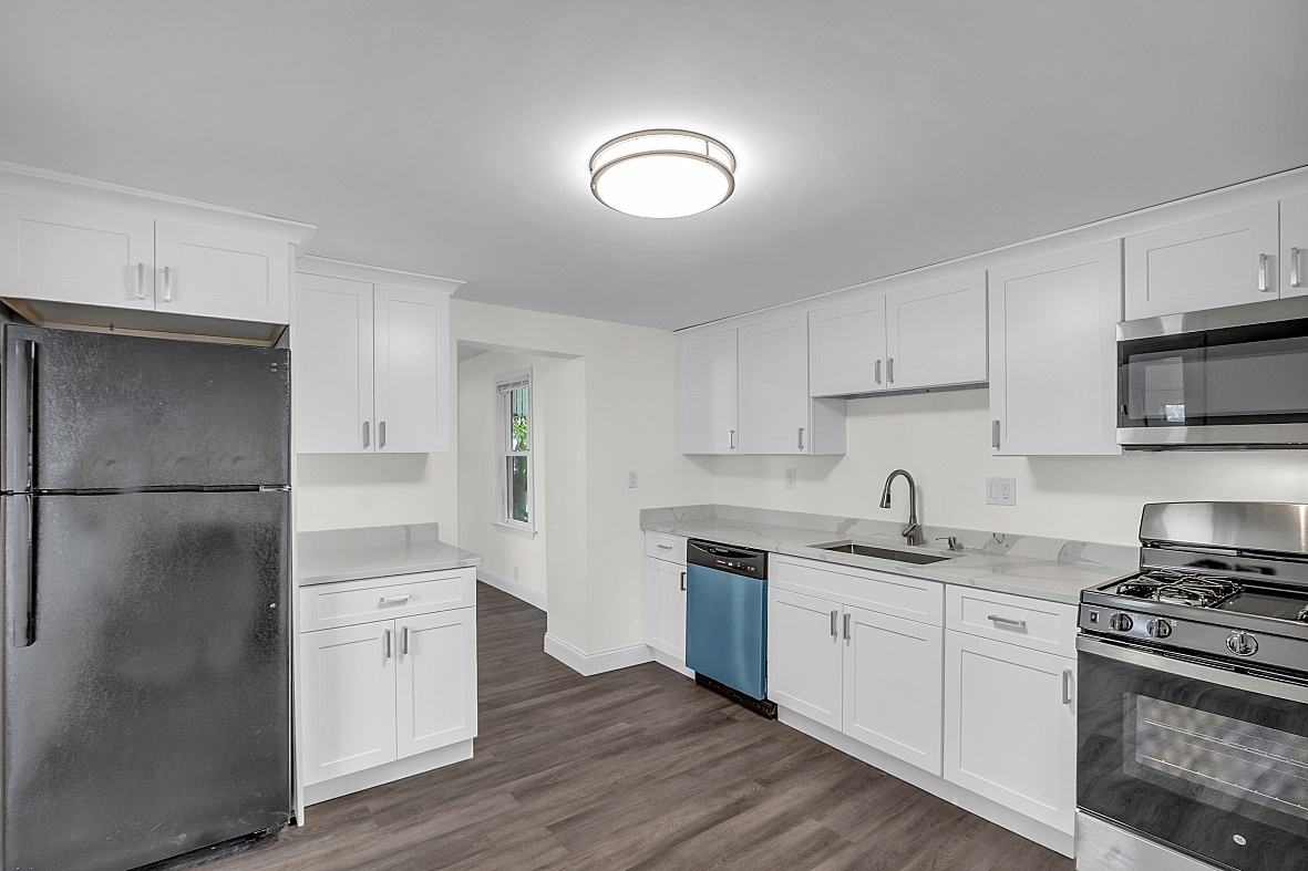 598 East 7th St, South Boston