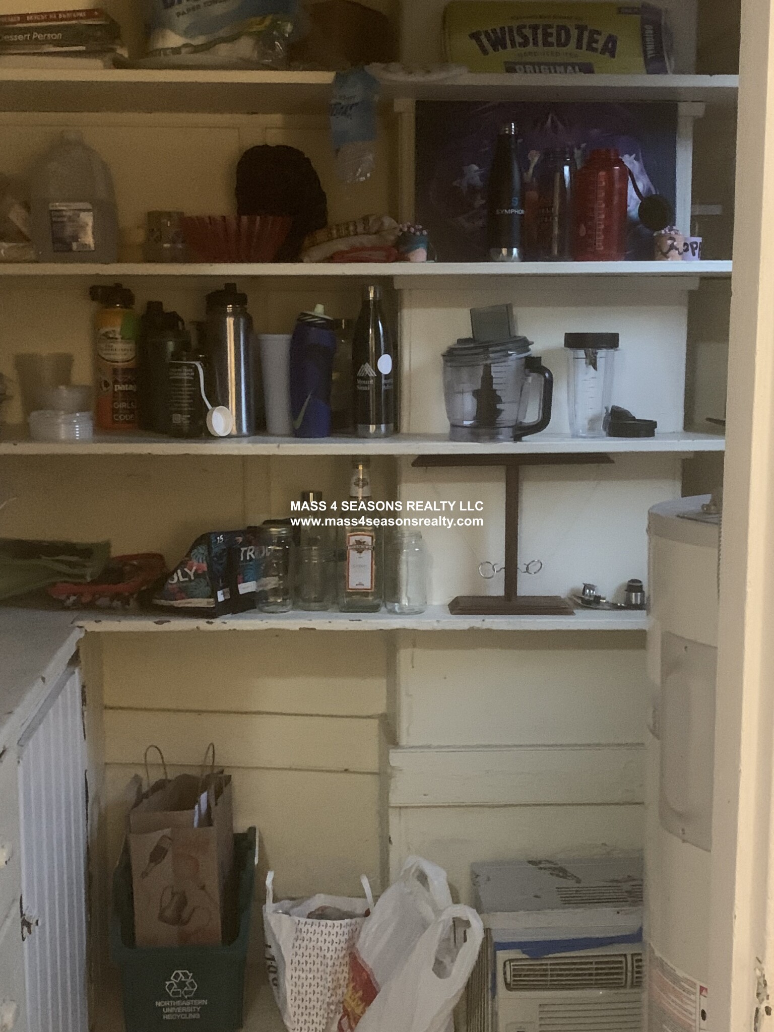 803 Parker St, Mission Hill