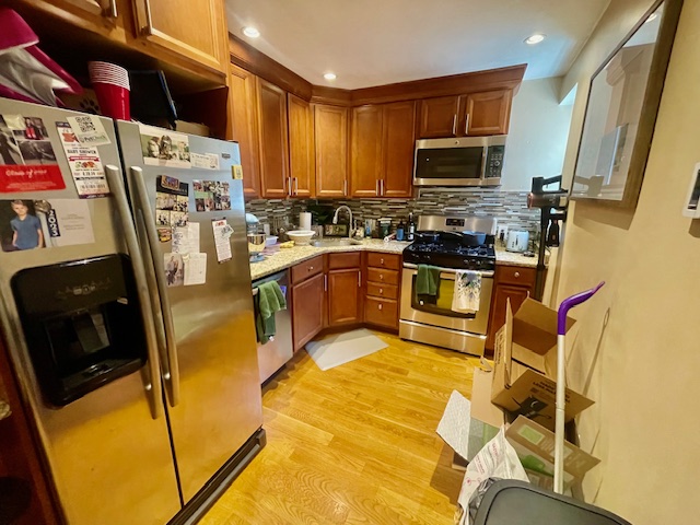 27 Clark St, North End