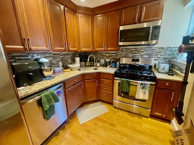 27 Clark St, North End