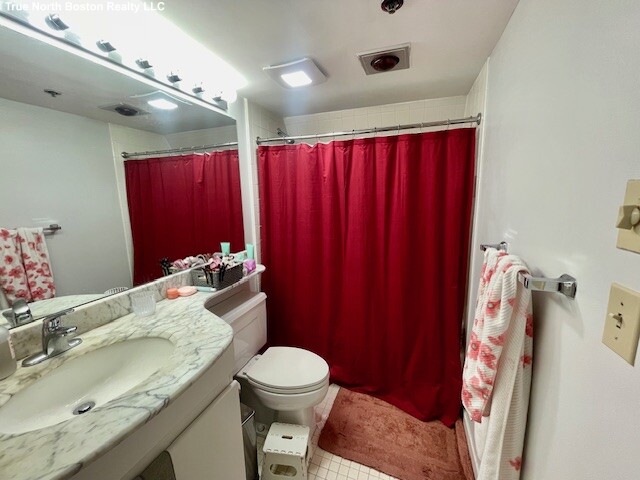 100 Fulton St, North End