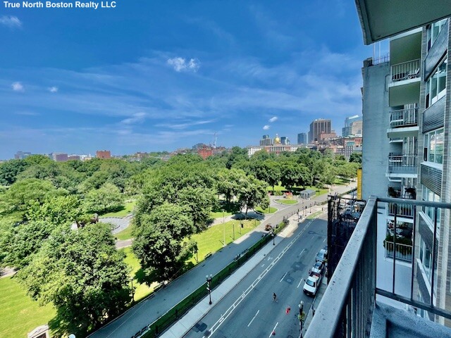 151 Tremont St, Downtown