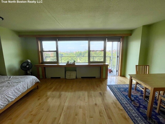 151 Tremont St, Downtown