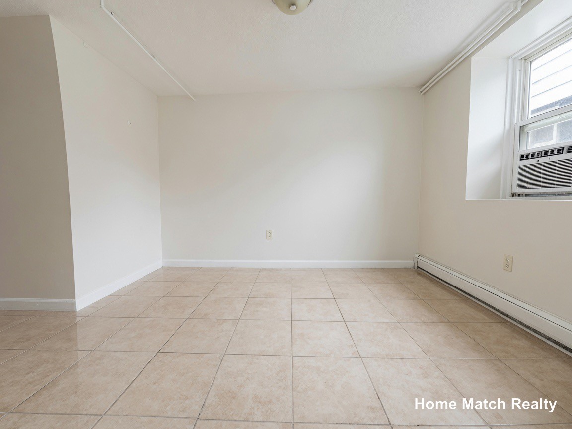 Photos of apartment on Broadway,Chelsea MA 02150