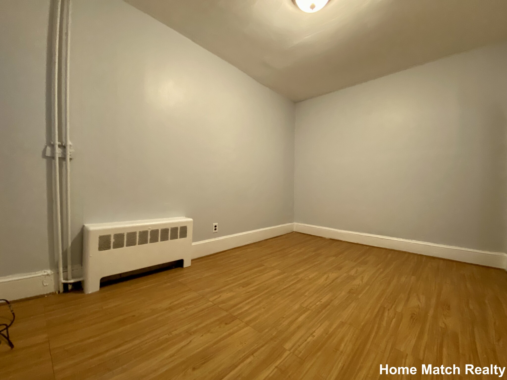 Photos of apartment on Broadway,Chelsea MA 02150