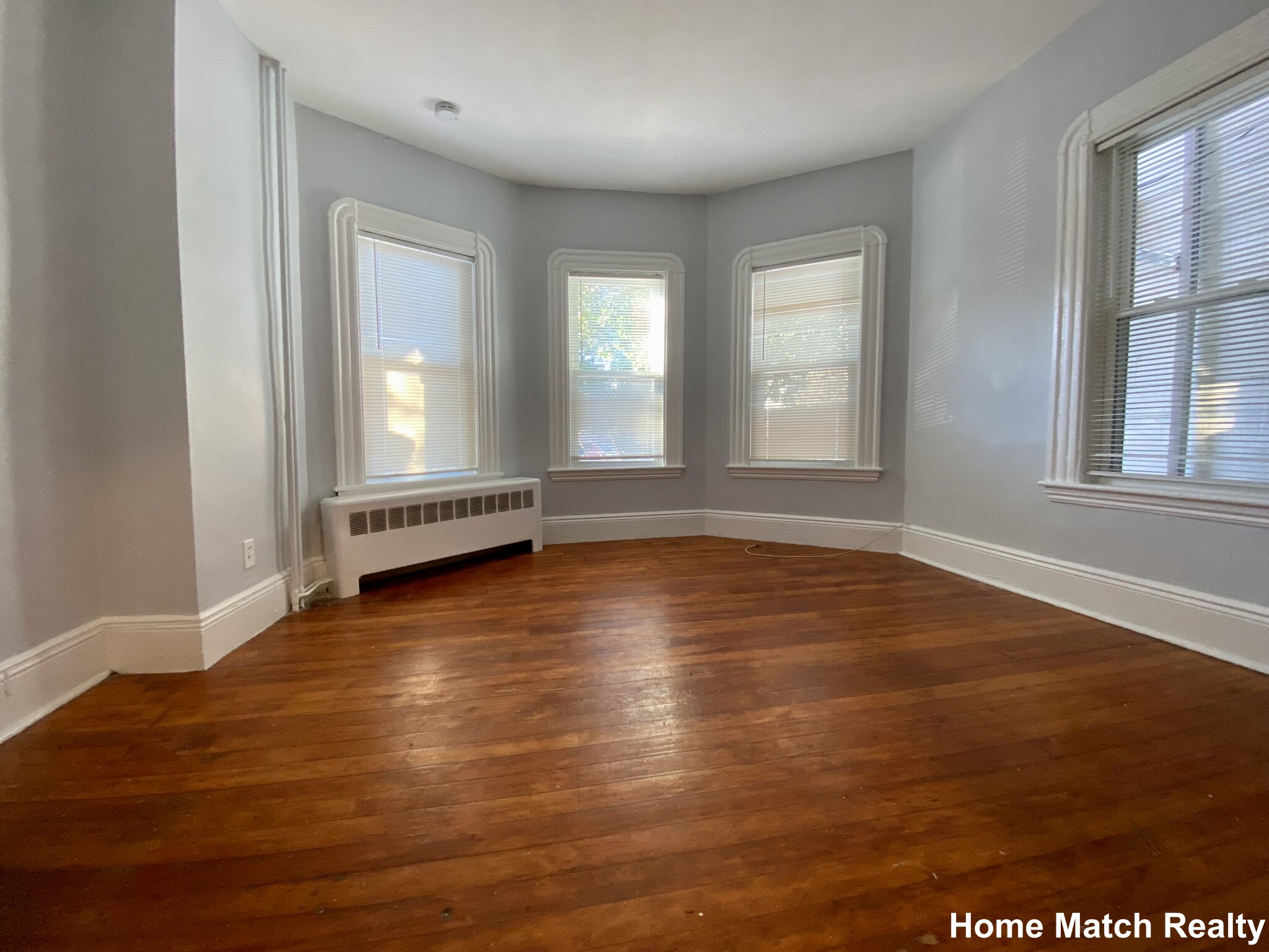 Photos of apartment on Broadway,Chelsea MA 02150