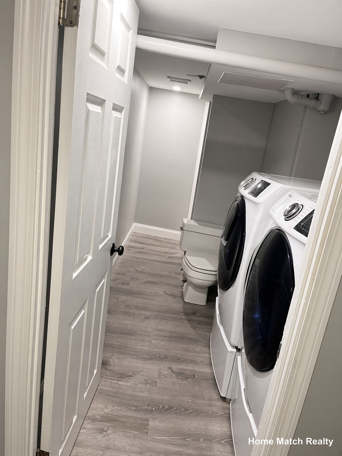 Photo 9 of Fairview Ave. Unit B