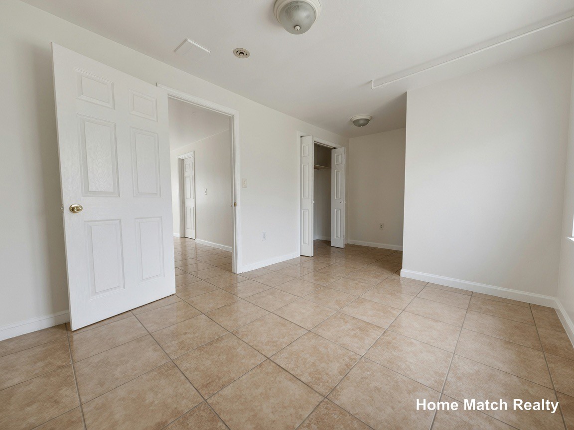 Photos of apartment on Broadway,Chelsea MA 02150
