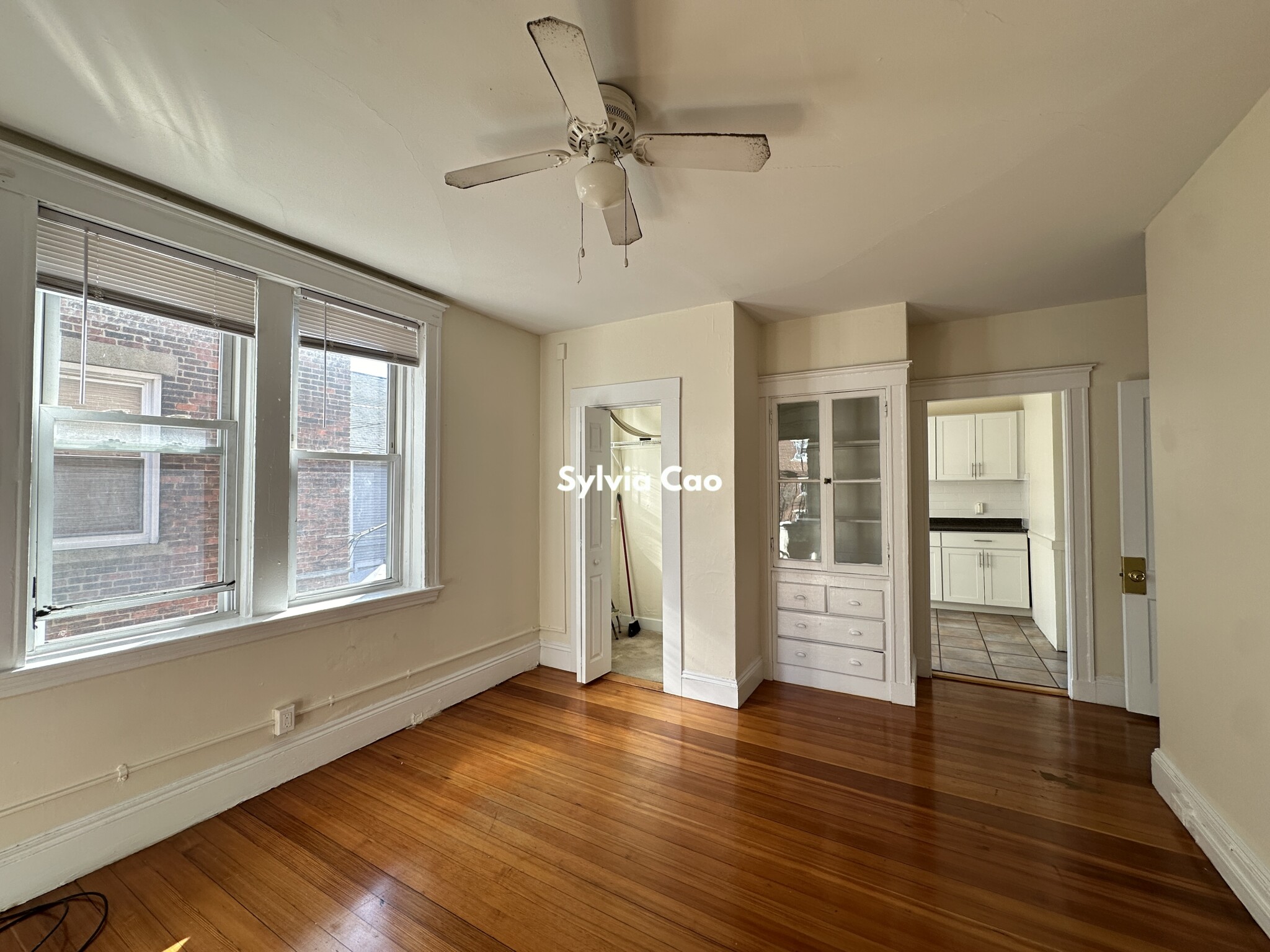 520 Cambridge Ter, Brighton