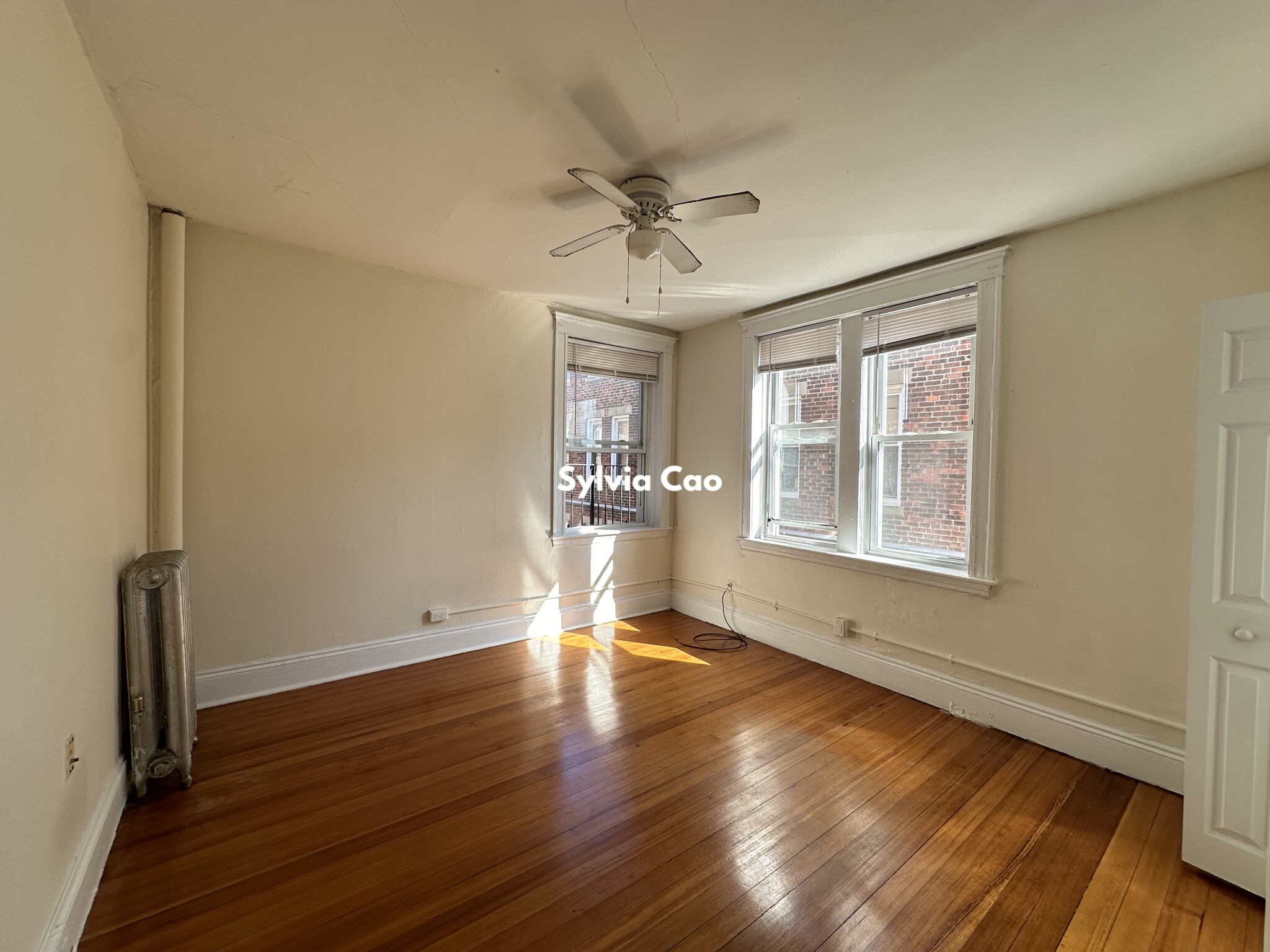 520 Cambridge Ter, Brighton