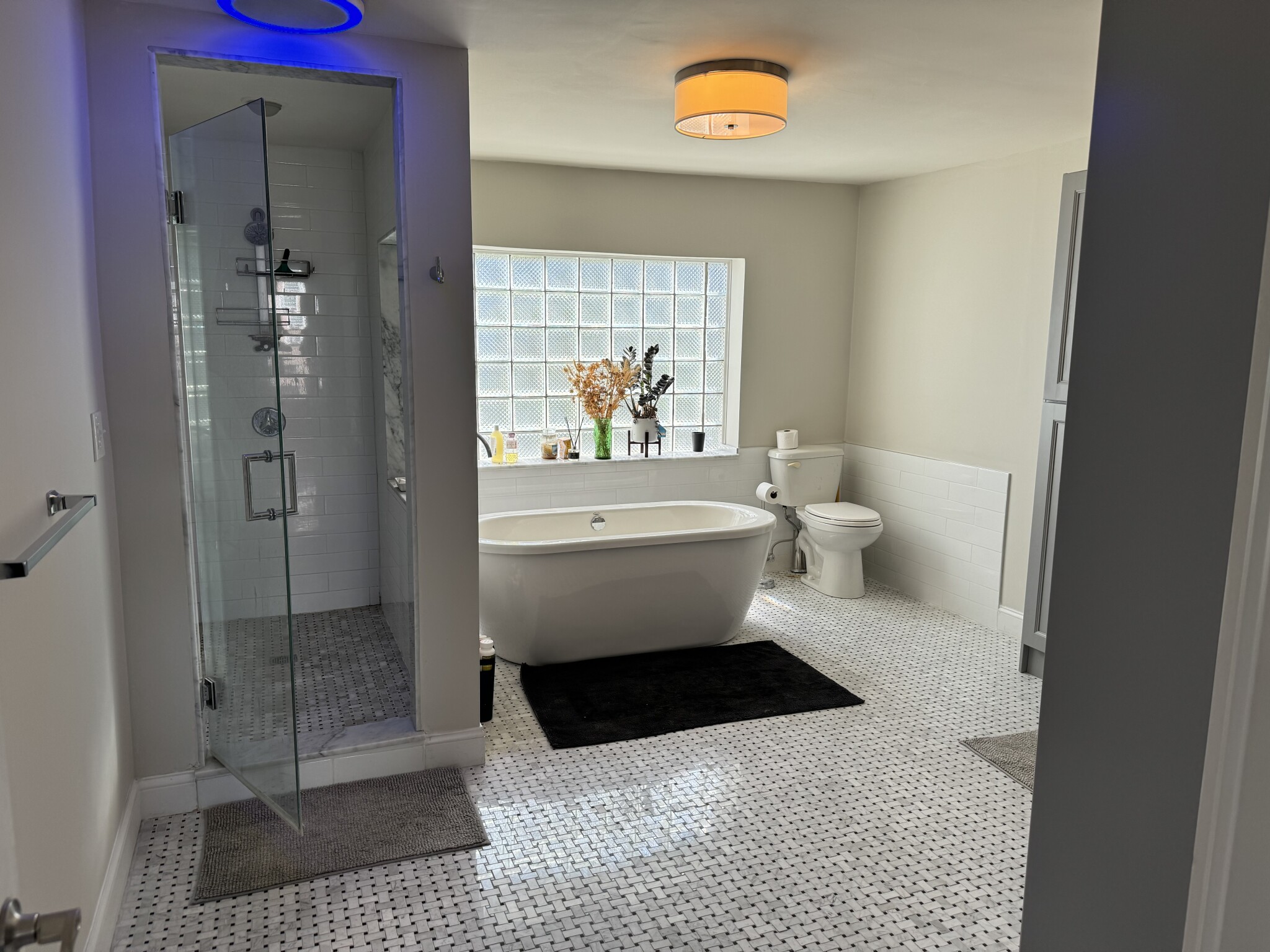 711 East 7th St, South Boston