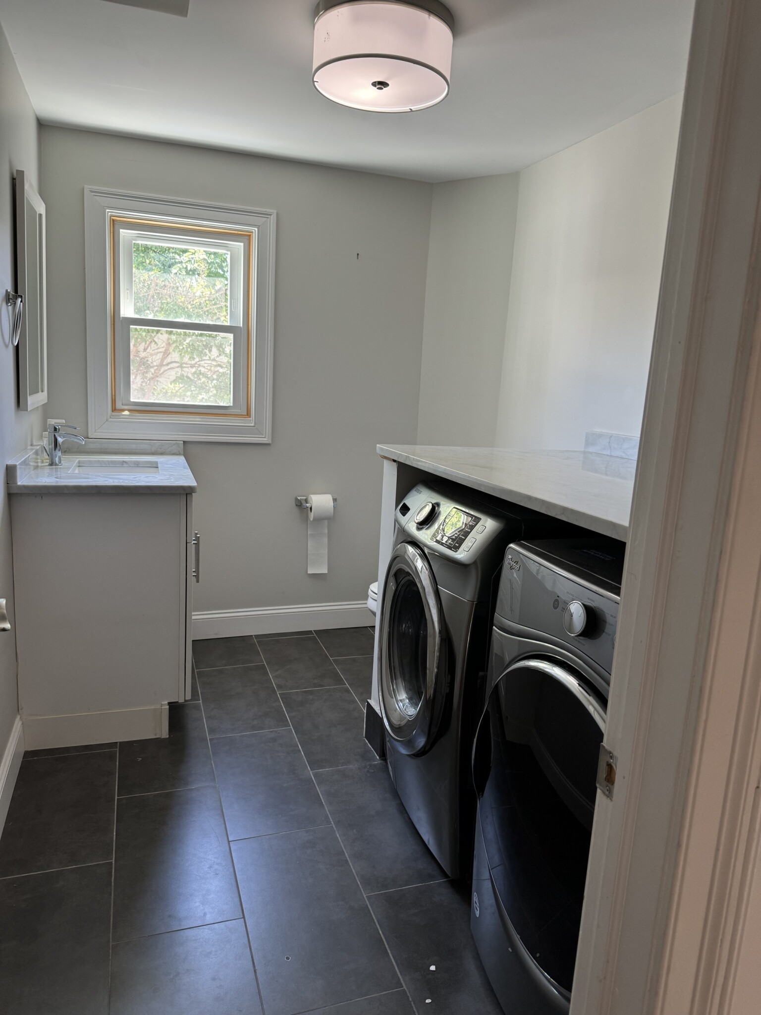 711 East 7th St, South Boston