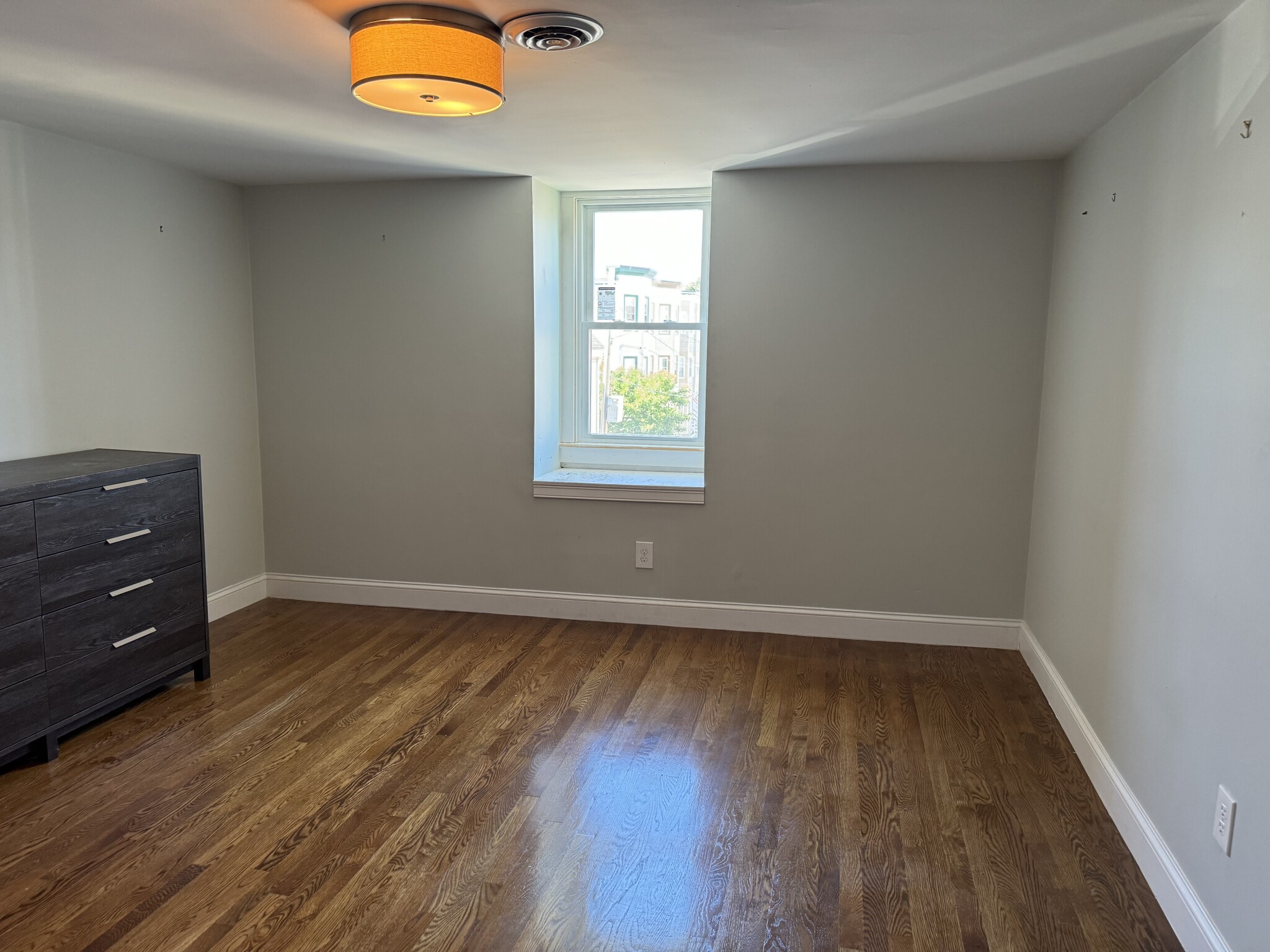 711 East 7th St, South Boston