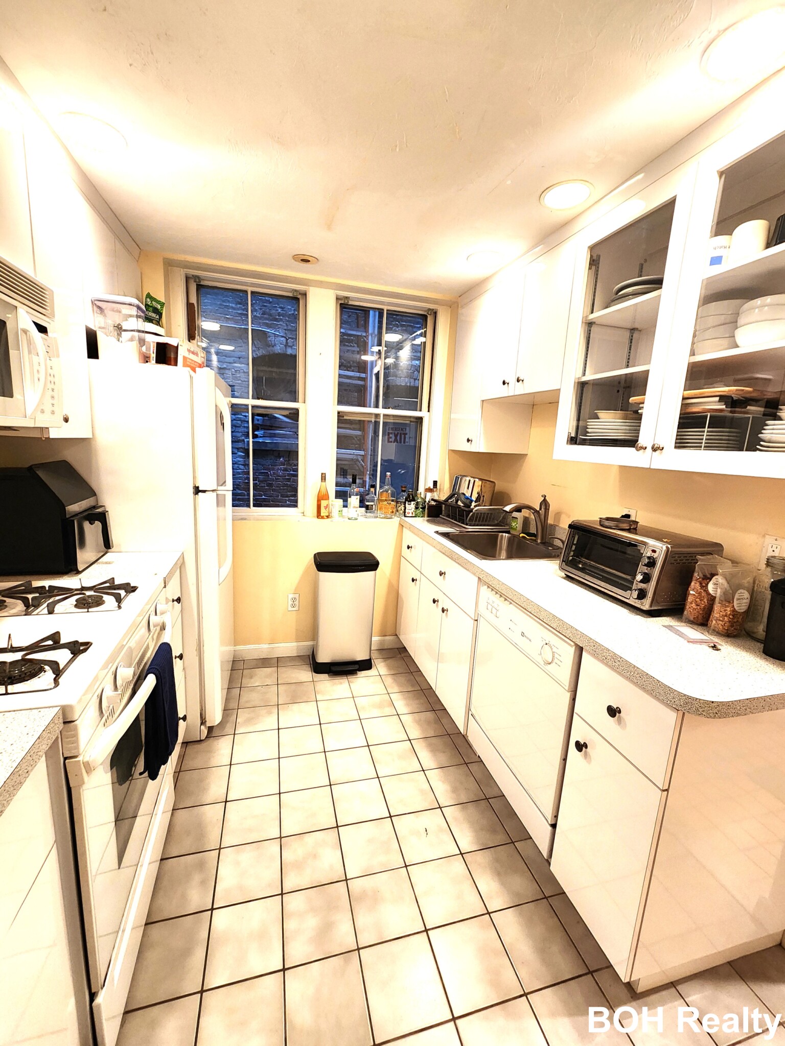 108 Myrtle St, Beacon Hill