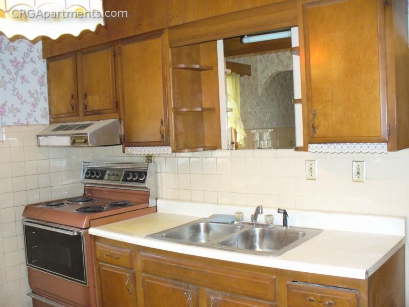 100 Adams St, West Somerville