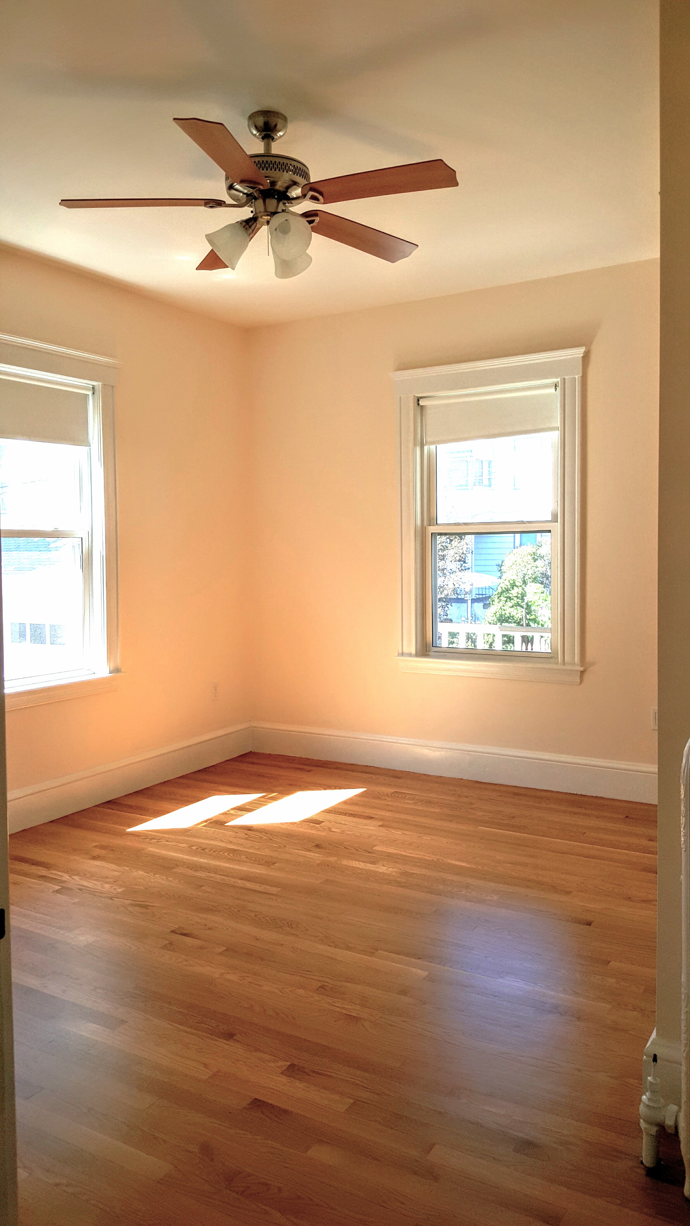 Photos of apartment on Fellsway,Medford MA 02155