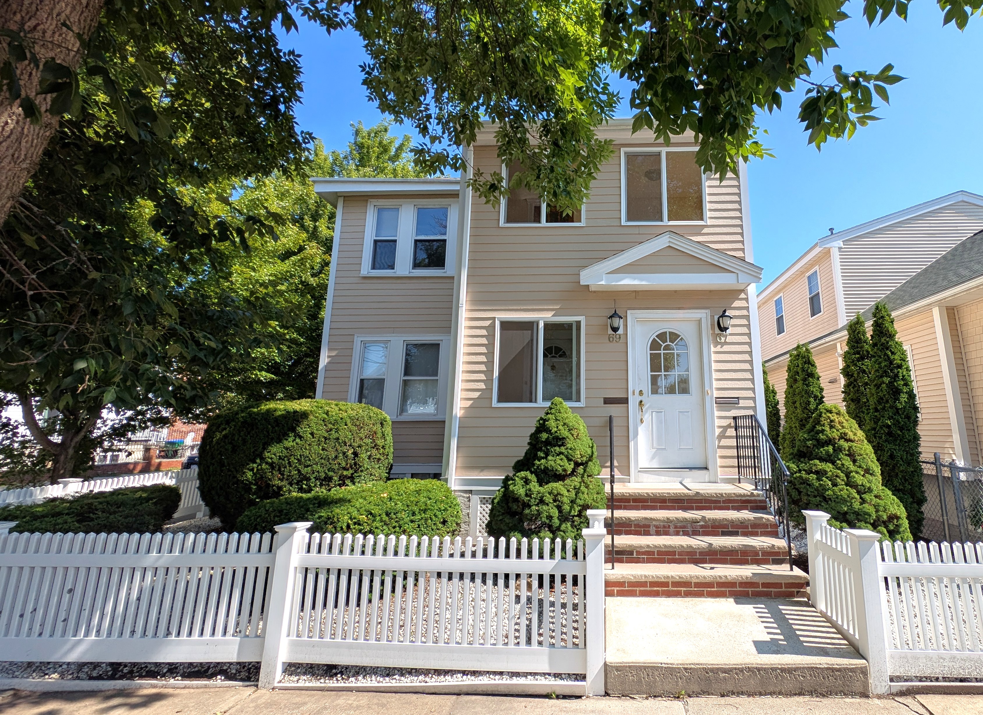67 First St. — Wellington