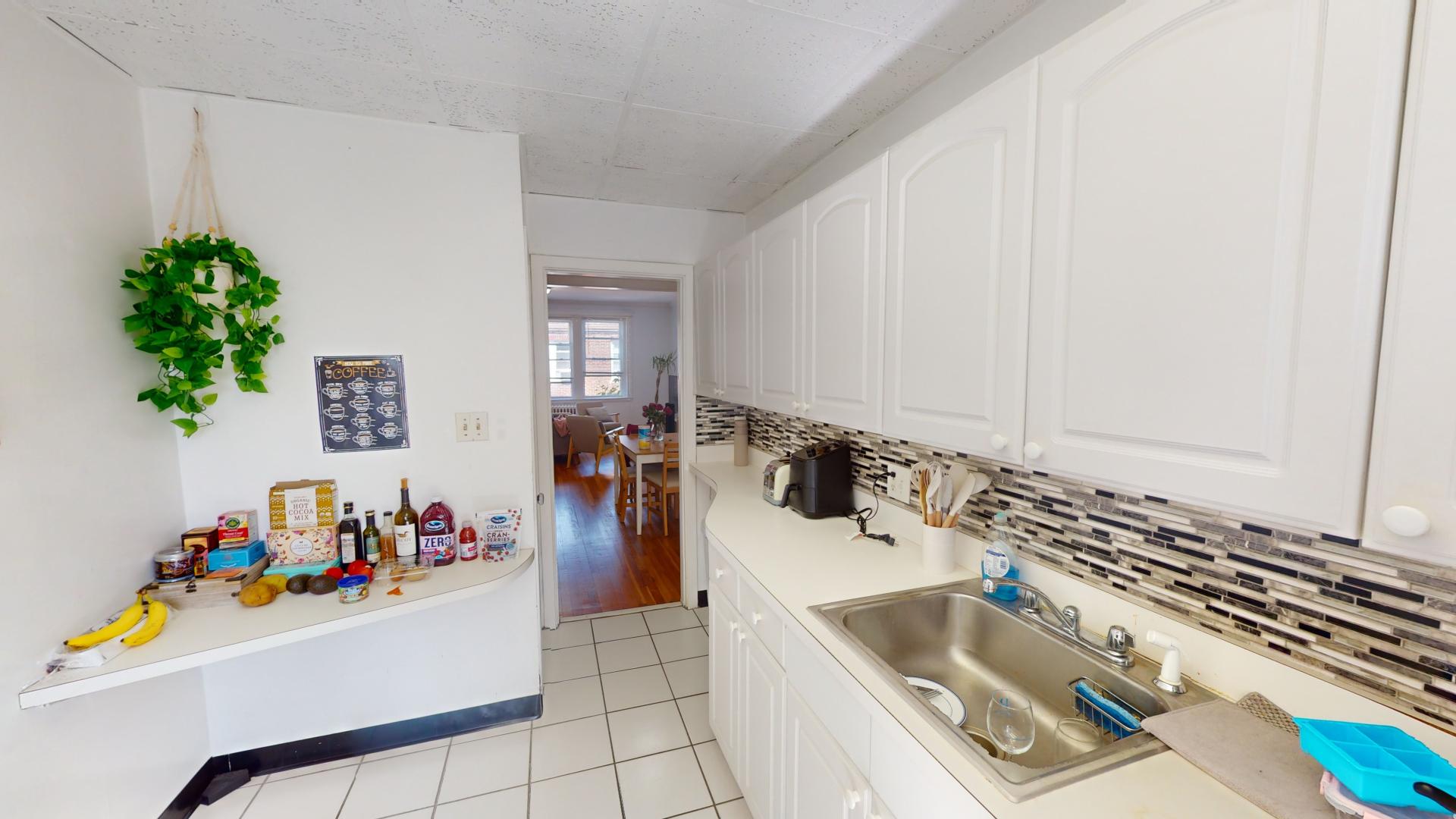 Photos of apartment on Longwood Ave.,Brookline MA 02446