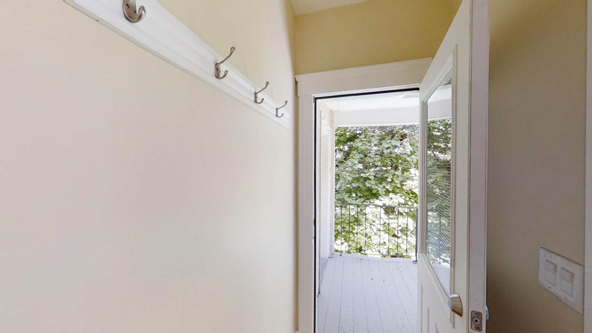 Photos of apartment on Tappan,Brookline MA 02445