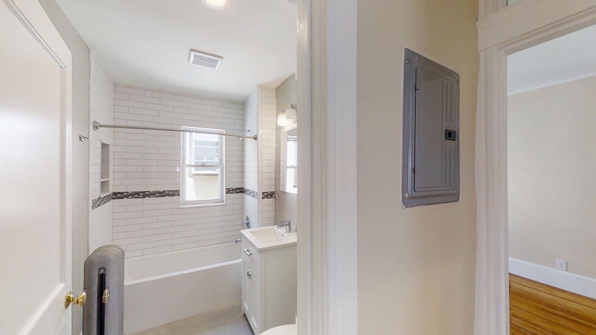 Photos of apartment on Tappan,Brookline MA 02445