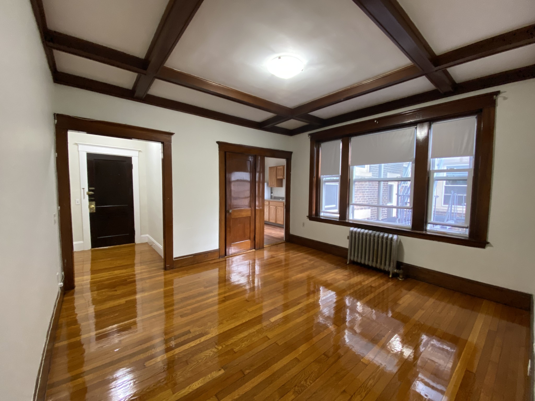 Pictures of  property for rent on Commonwealth Ave., Boston, MA 02134