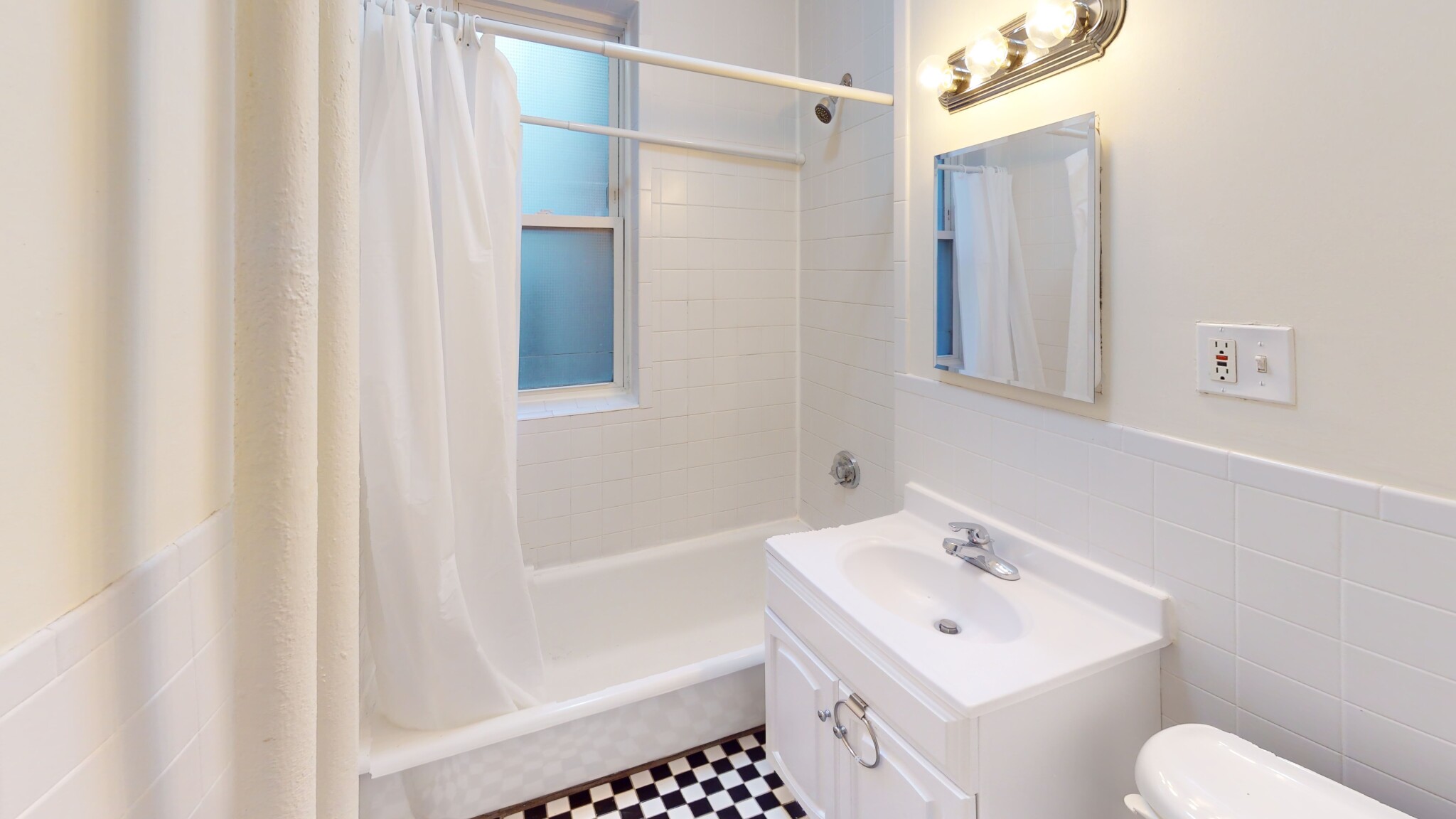 Photos of apartment on Commonwealth Ave.,Boston MA 02135