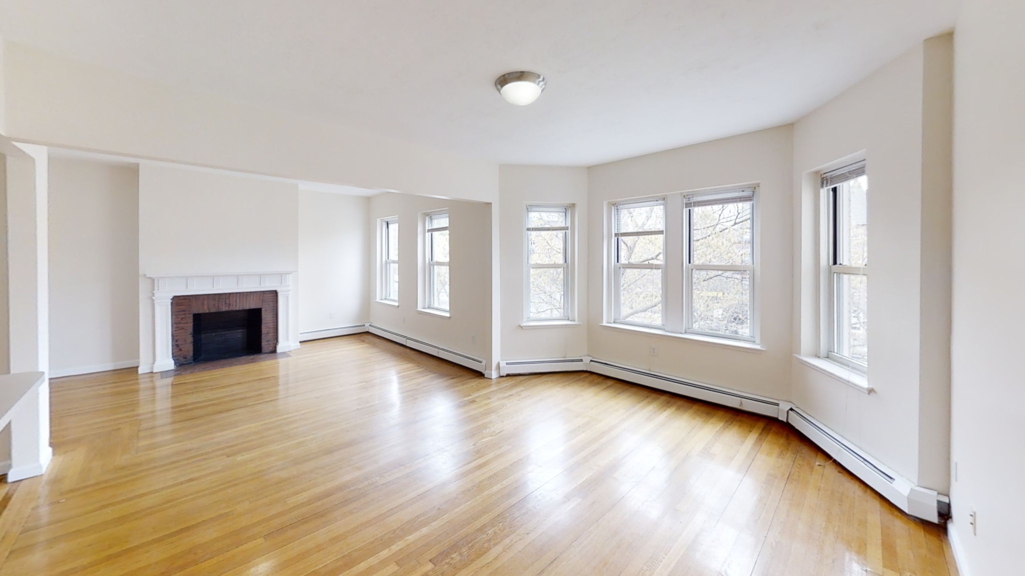Photos of apartment on Beacon St.,Brookline MA 02446
