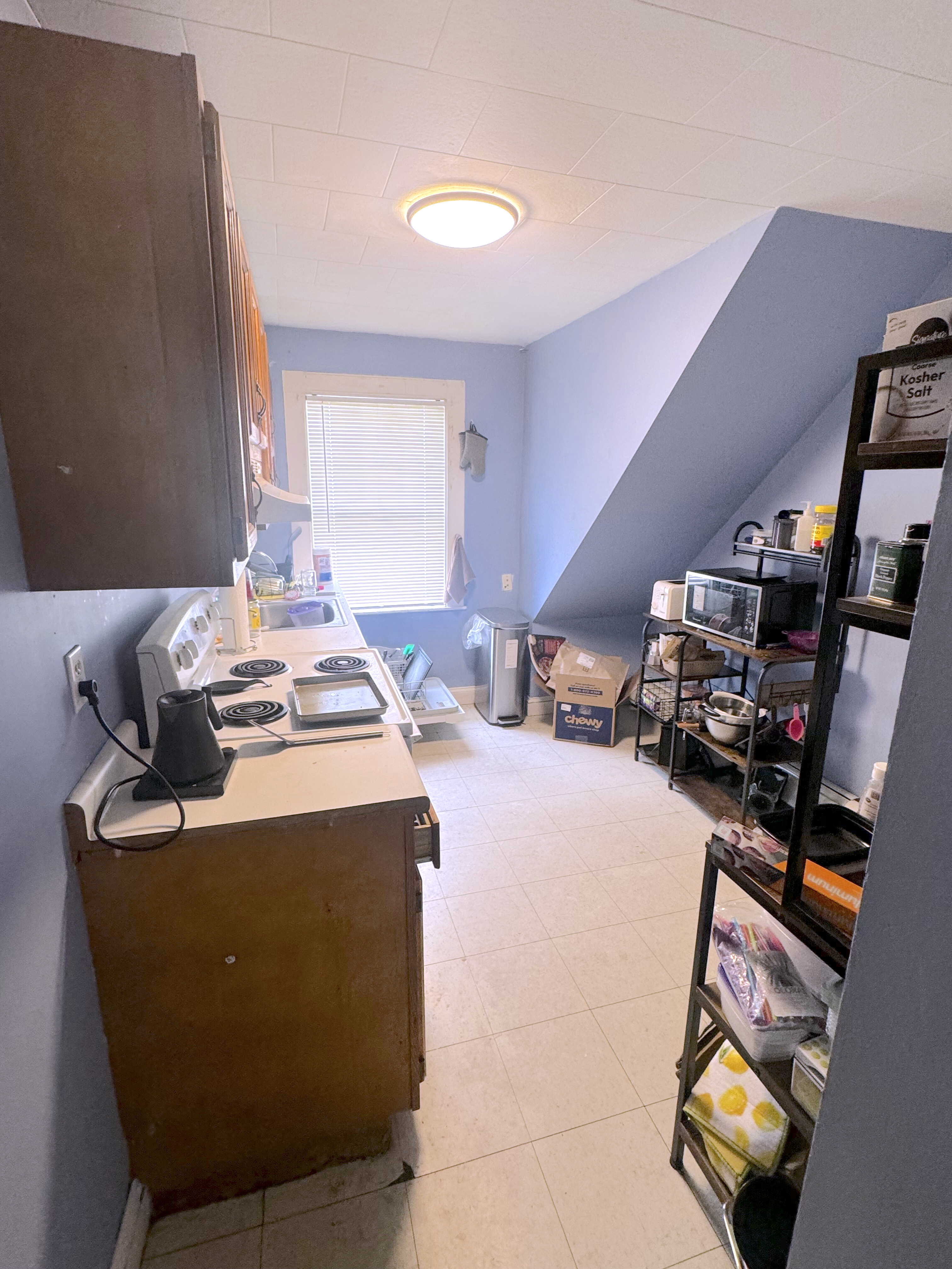 Photos of apartment on Aldie St.,Boston MA 02134