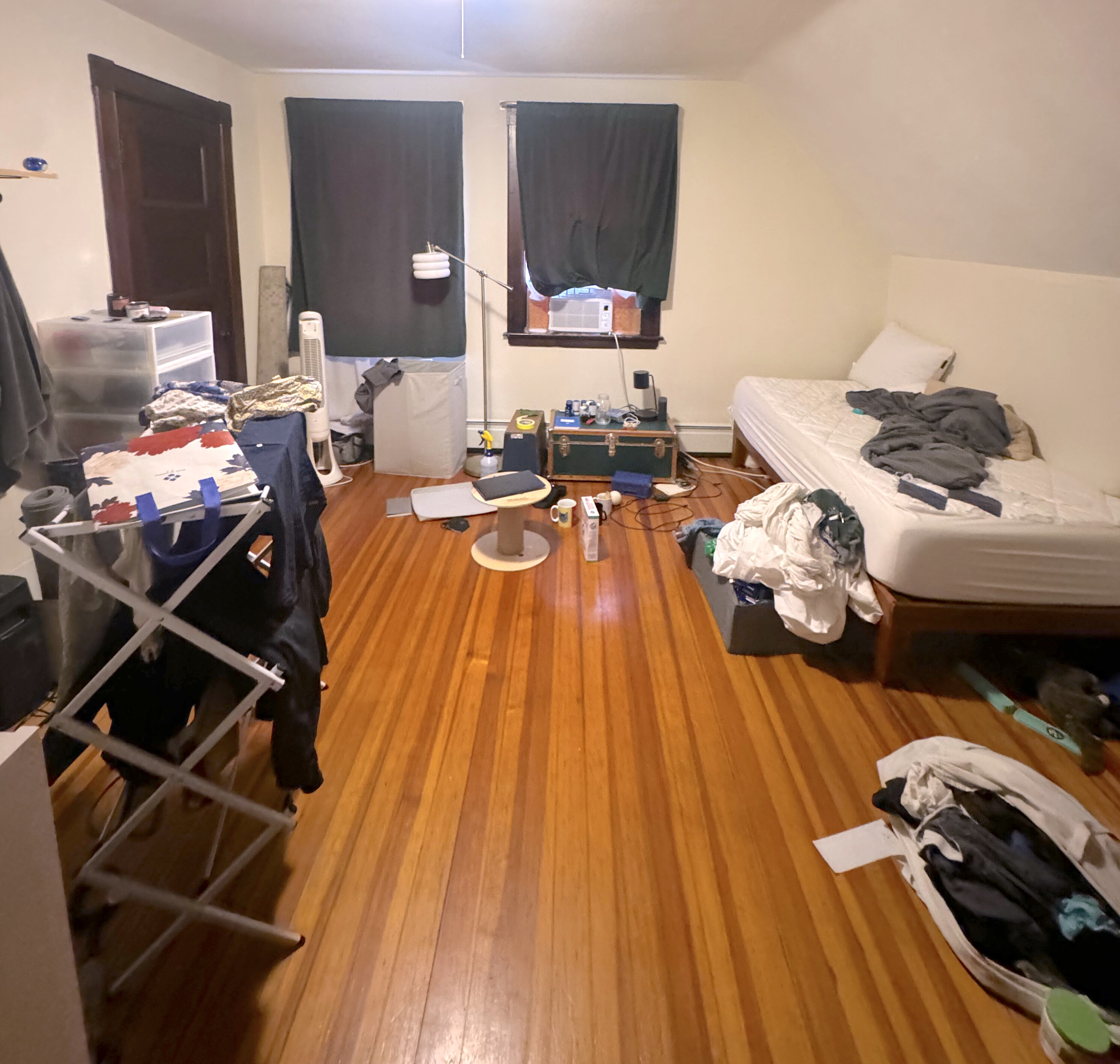 Photos of apartment on Aldie St.,Boston MA 02134