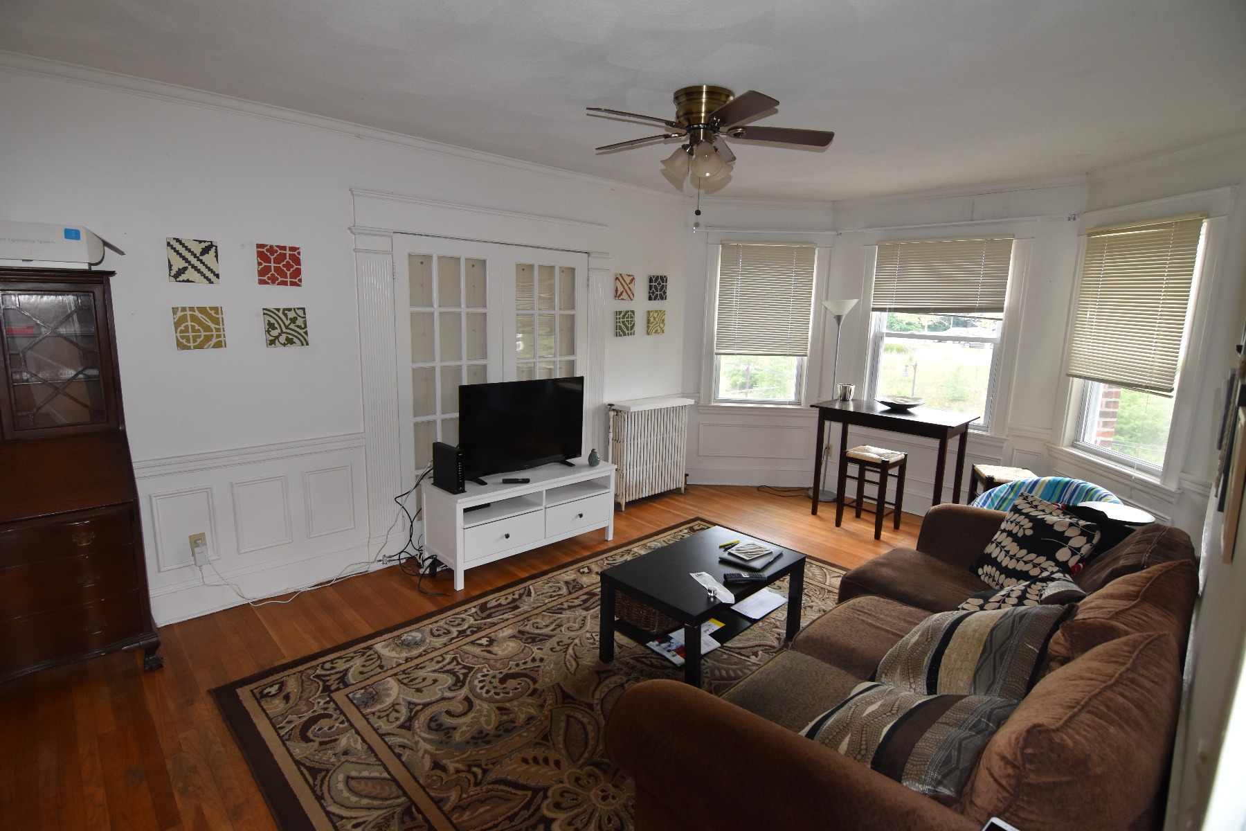 Photos of apartment on Commonwealth Ave.,Boston MA 02135