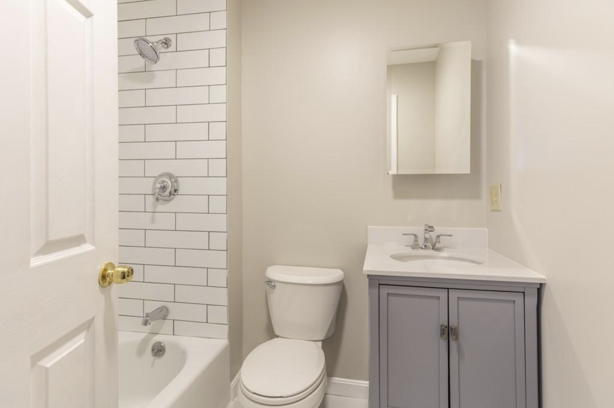 Photos of apartment on Aspinwall,Brookline MA 02446