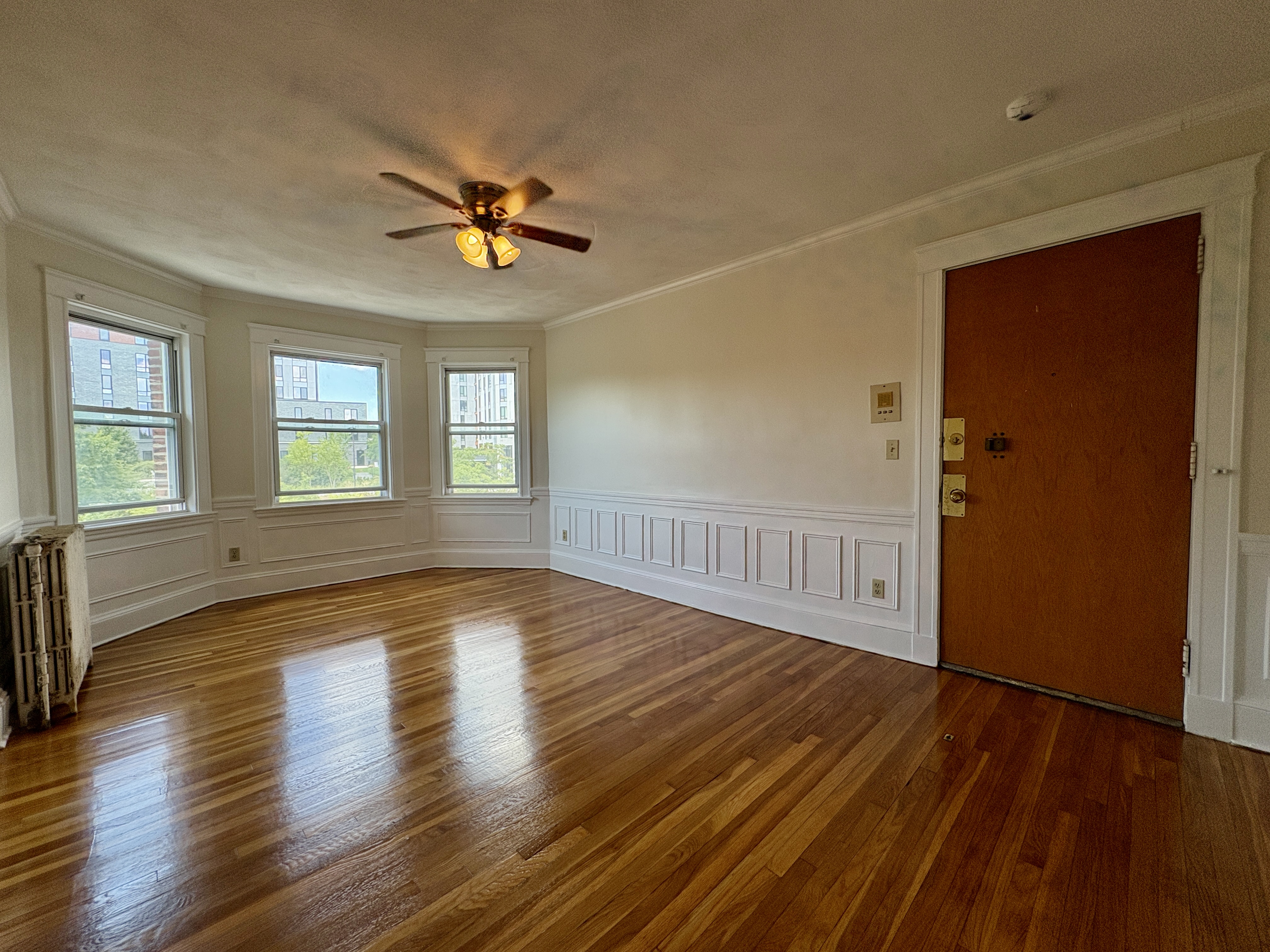 Photos of apartment on Commonwealth Ave.,Boston MA 02135
