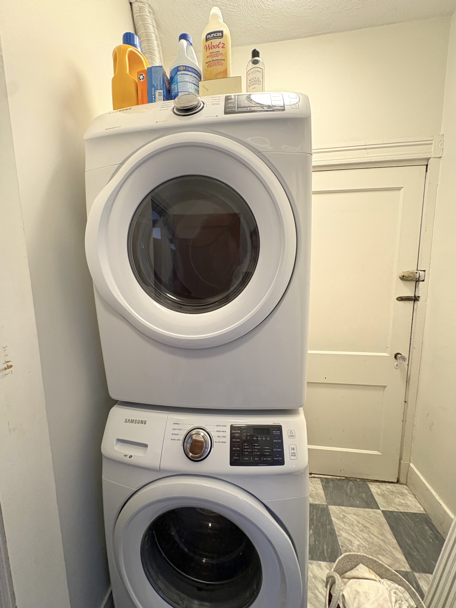 Photos of apartment on Kilsyth,Brookline MA 02445