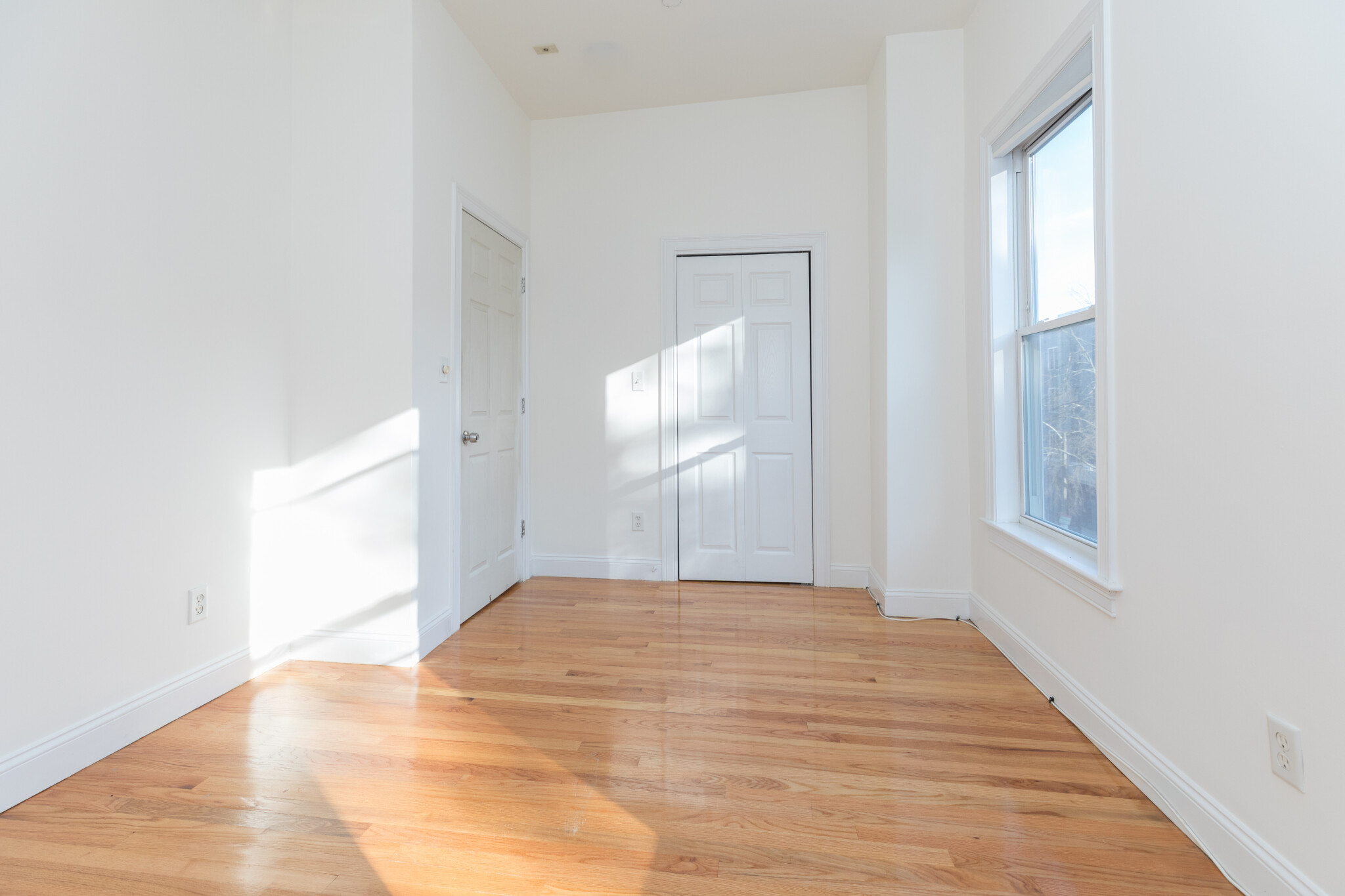 19 Knowlton St, South Boston