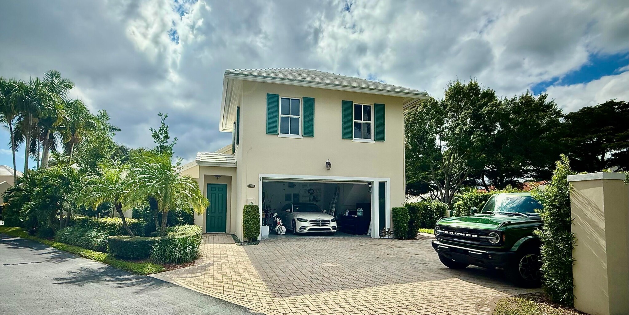 17311 Bermuda Village Dr., Boca Raton, FL - 6,900 USD/ month
