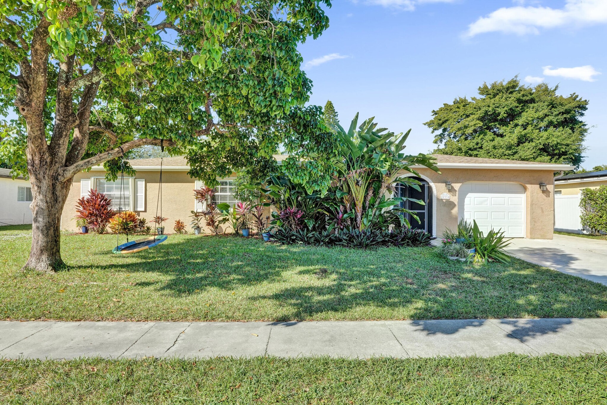 22335 Boulder St., Boca Raton, FL - 4,500 USD/ month