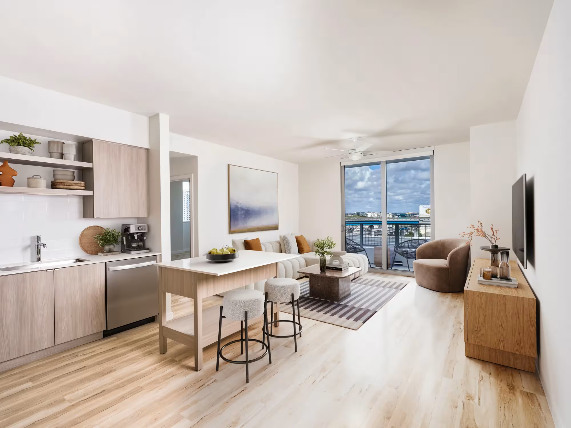 300 SW 2nd Ave. - 3,395USD / month