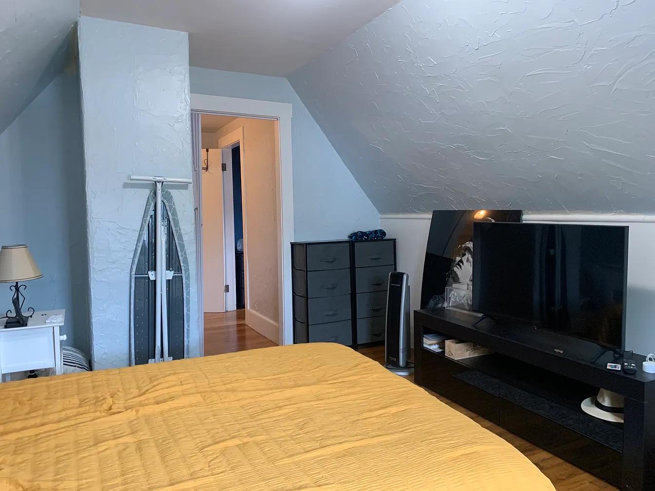 Photos of apartment on Walnut St.,Everett MA 02149