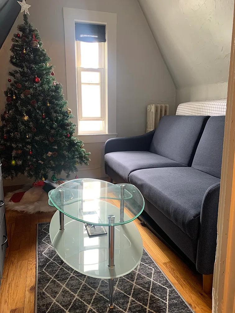 Photos of apartment on Walnut St.,Everett MA 02149