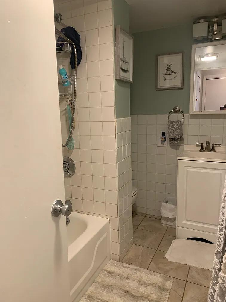 Photos of apartment on Walnut St.,Everett MA 02149