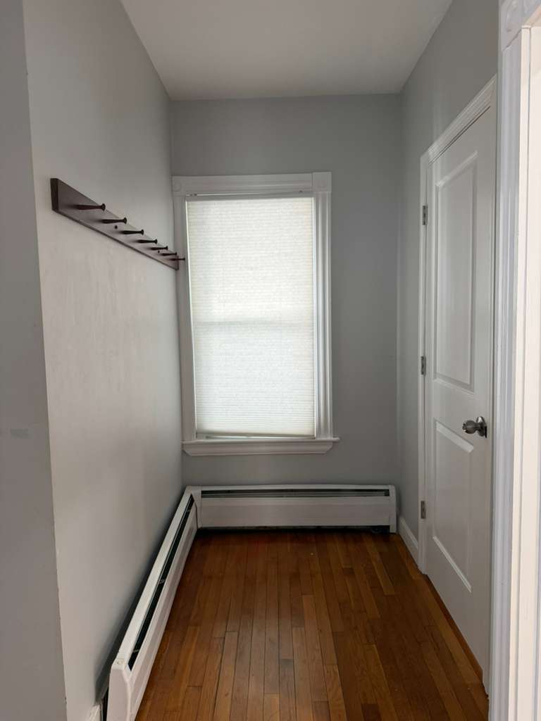 Photos of apartment on Waverly St.,Everett MA 02149