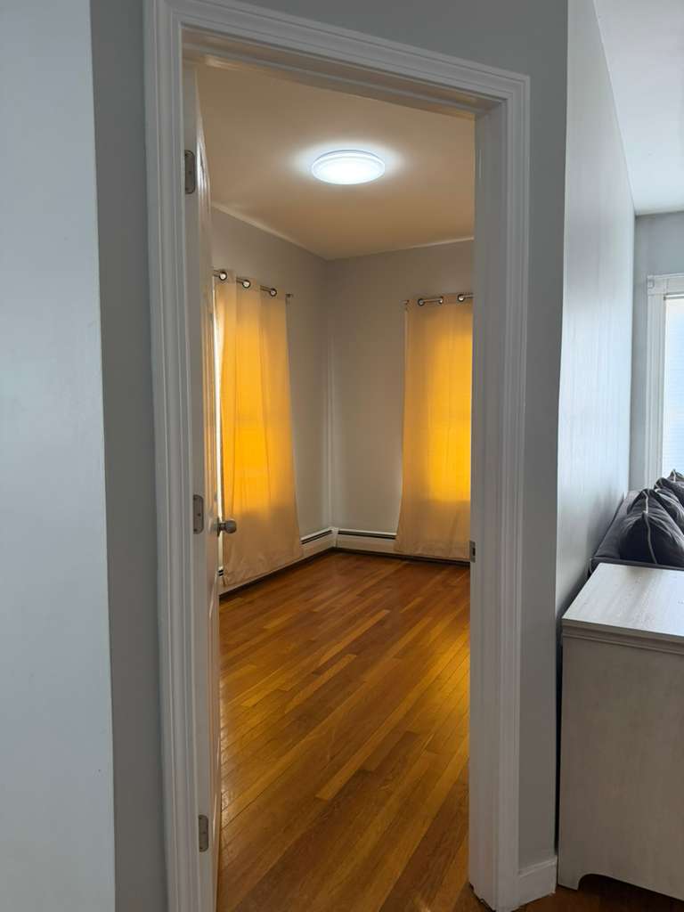 Photos of apartment on Waverly St.,Everett MA 02149