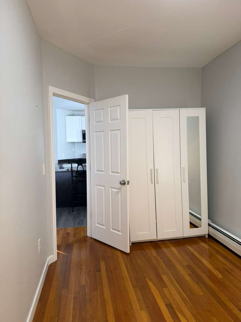 Photos of apartment on Waverly St.,Everett MA 02149