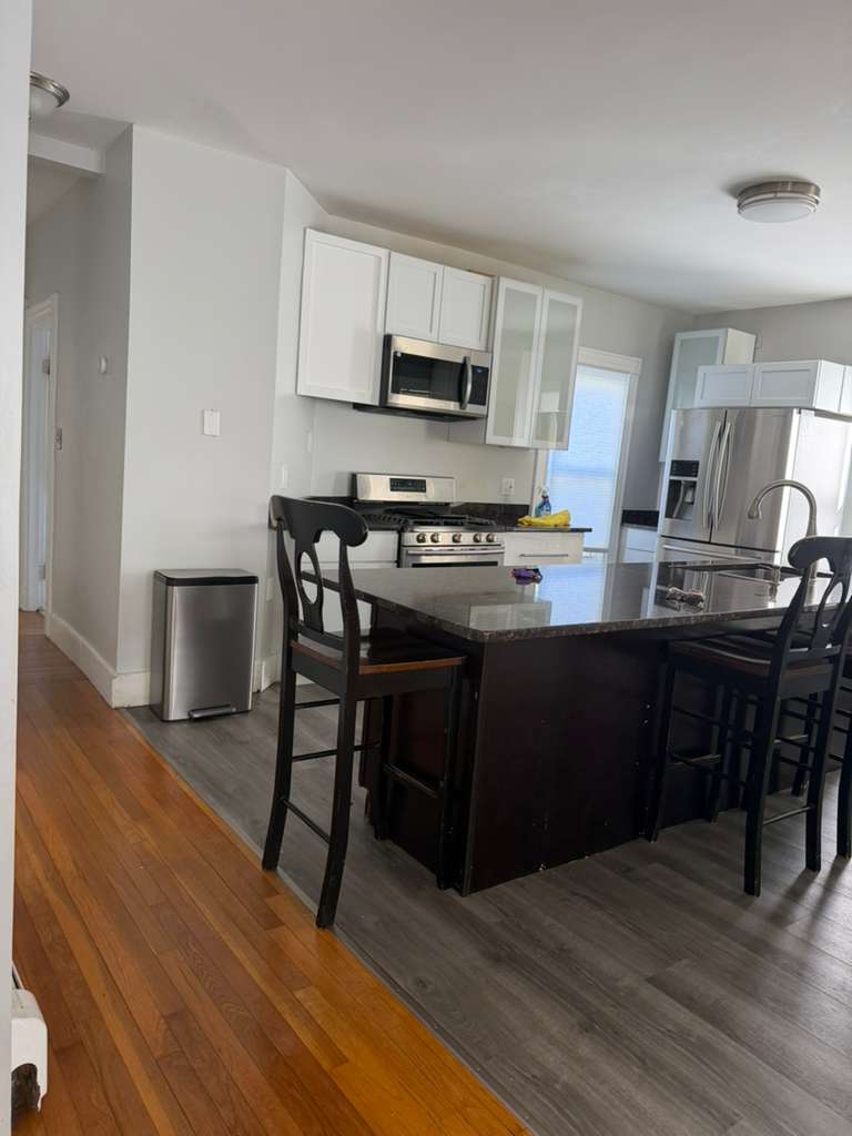 Photos of apartment on Waverly St.,Everett MA 02149