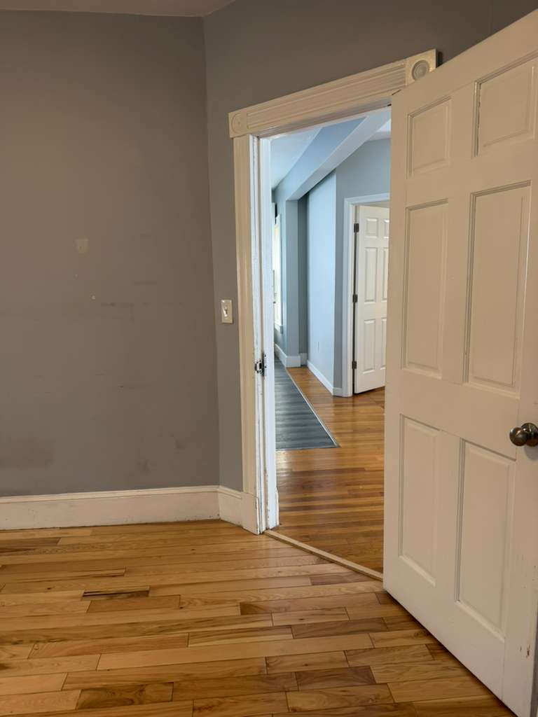 Photos of apartment on Waverly St.,Everett MA 02149